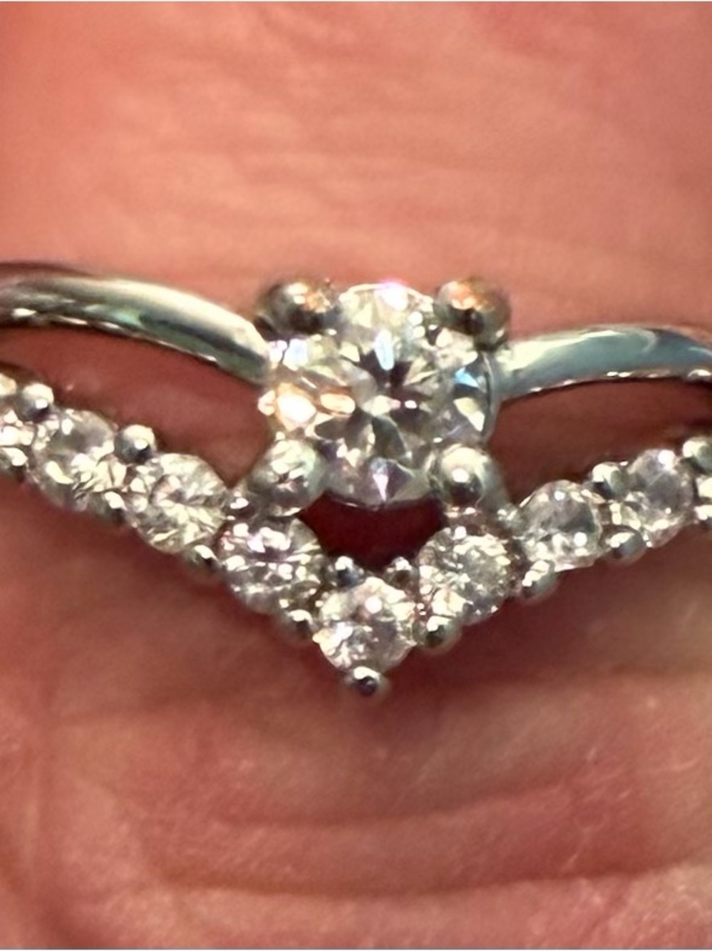Classic White Gold Diamond V-Contour Engagement Ring Set - White